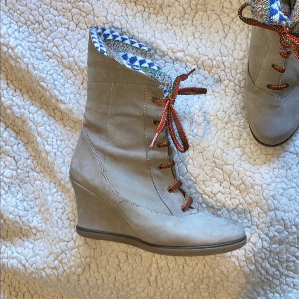 Anthropologie booties - Picture 2 of 4